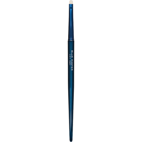 Kryolan Blue Master Eyeshadow Detailer Brush